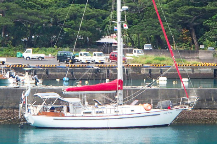 A photo of Silk Purse at the fishing ports of Ikenma, Kakeroma Island, Kagoshima